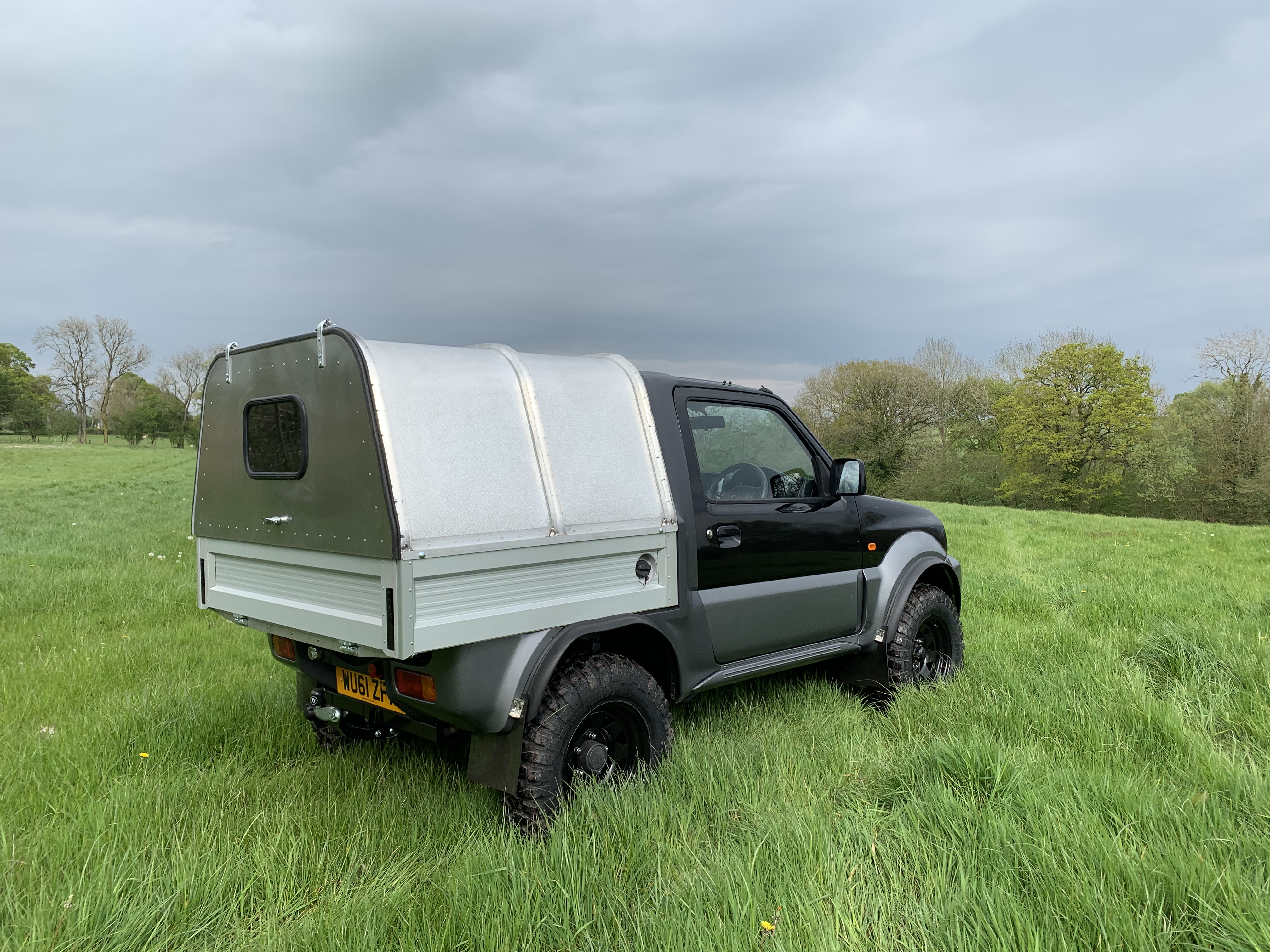 Suzuki Jimny Pickup with livestock canopy